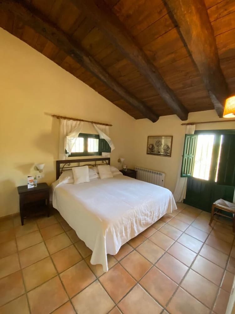 Deluxe Double Room photo 2