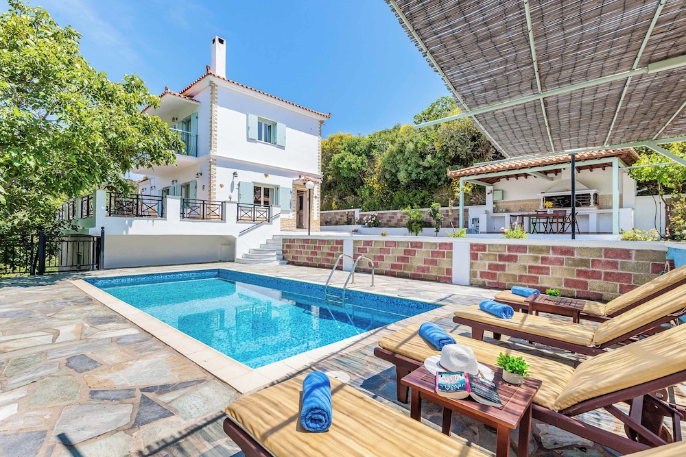 Villa (2 Bedrooms)