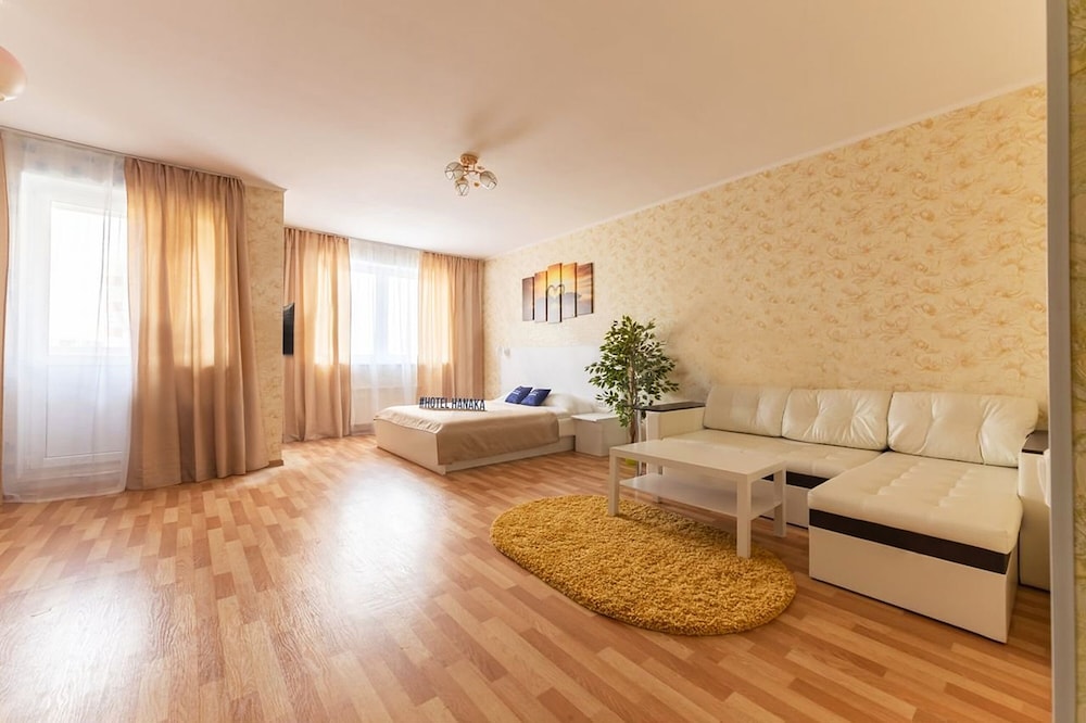 Apartment photo 1