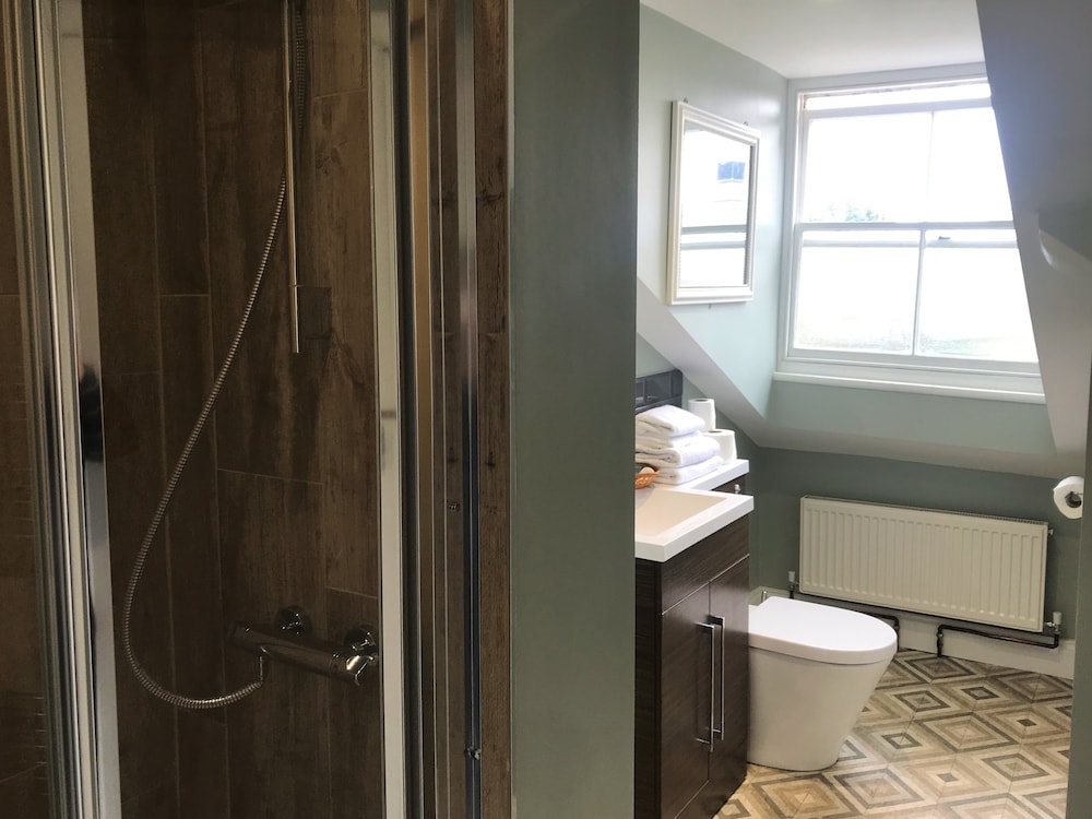 Twin Room, 2 Twin Beds, Non Smoking, Private Bathroom