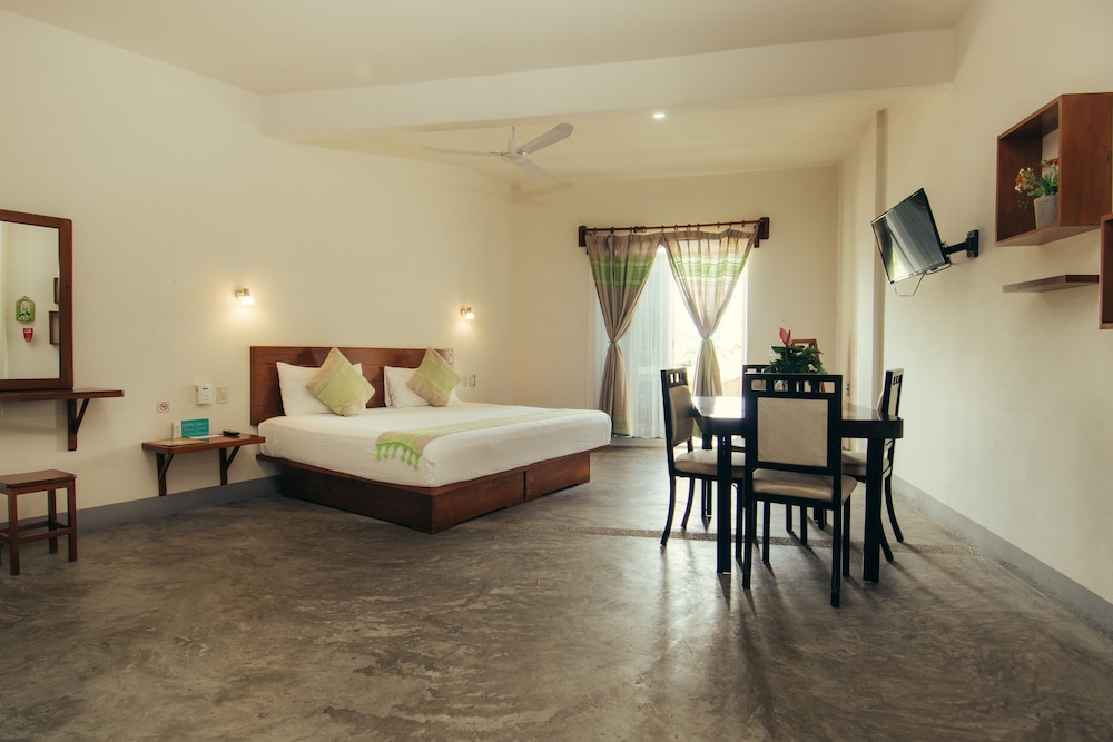 Studio, 1 King Bed