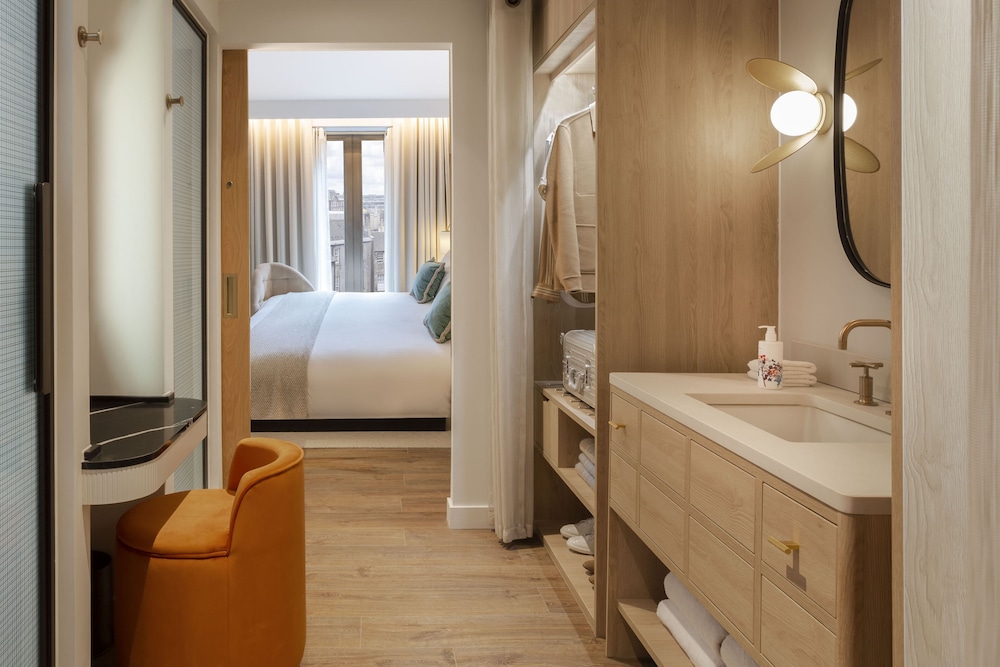 Room, 1 King Bed, Patio (Chamber, Terrace)