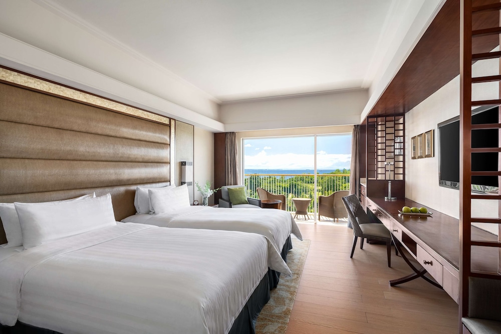 Family Room, 2 Twin Beds (Ocean Wing Premier ) - Photo 4