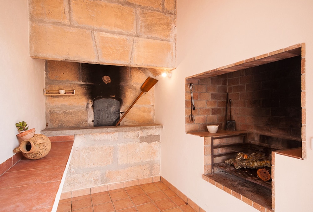 Villa photo 2