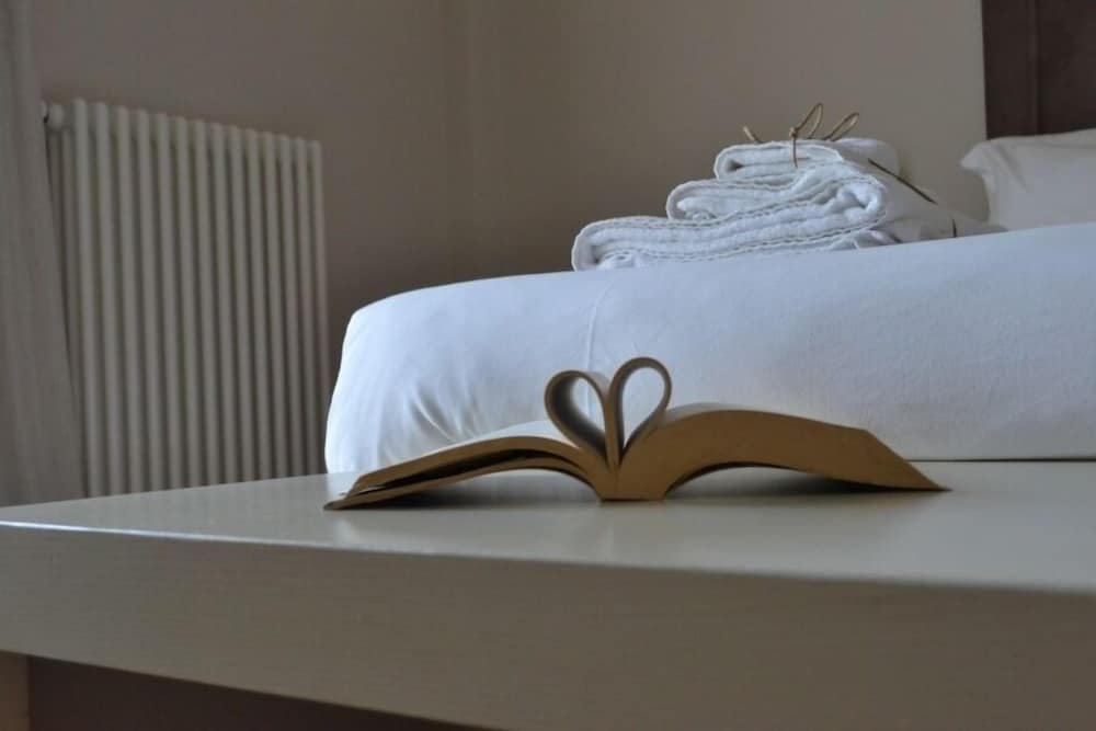 Superior Double or Twin Room (3 pax) photo 3