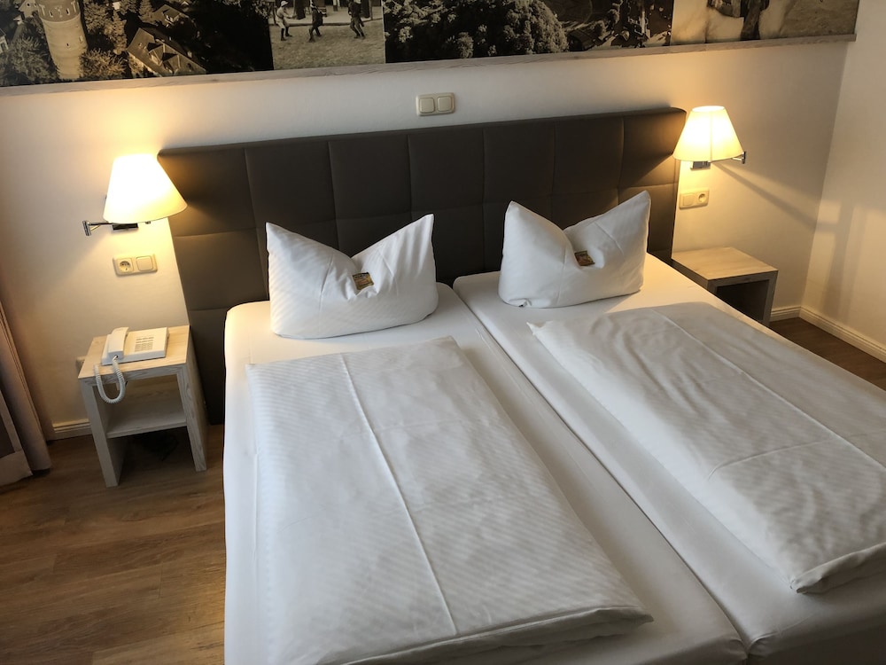 Double Room - Photo 5
