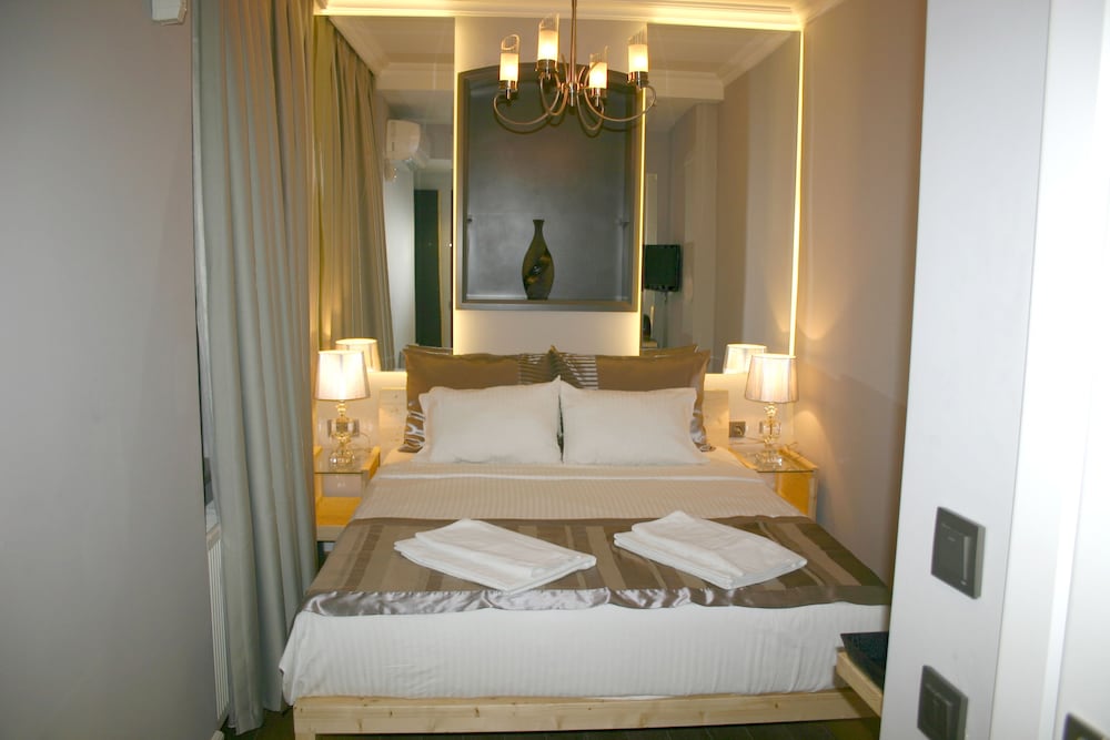 Economy Double Room photo 1