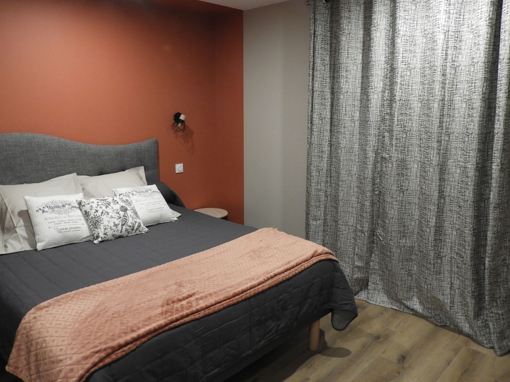 Comfort Double Room, Ensuite (Chambre 9 confort)