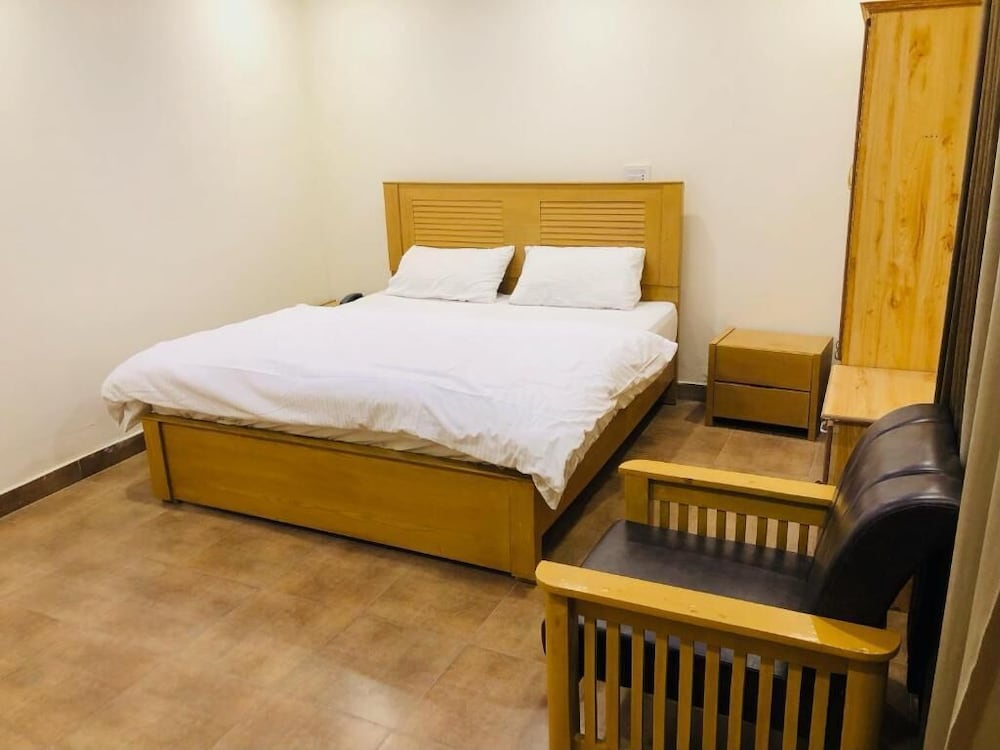 Standard Double or Twin Room photo 3