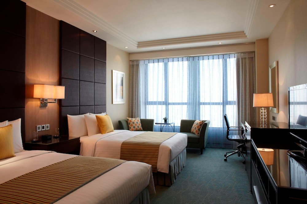 Premier Room, 2 Twin Beds, City View - Photo 2