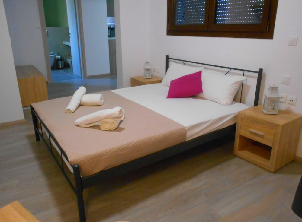 Suite, 1 Bedroom, Garden View photo 1