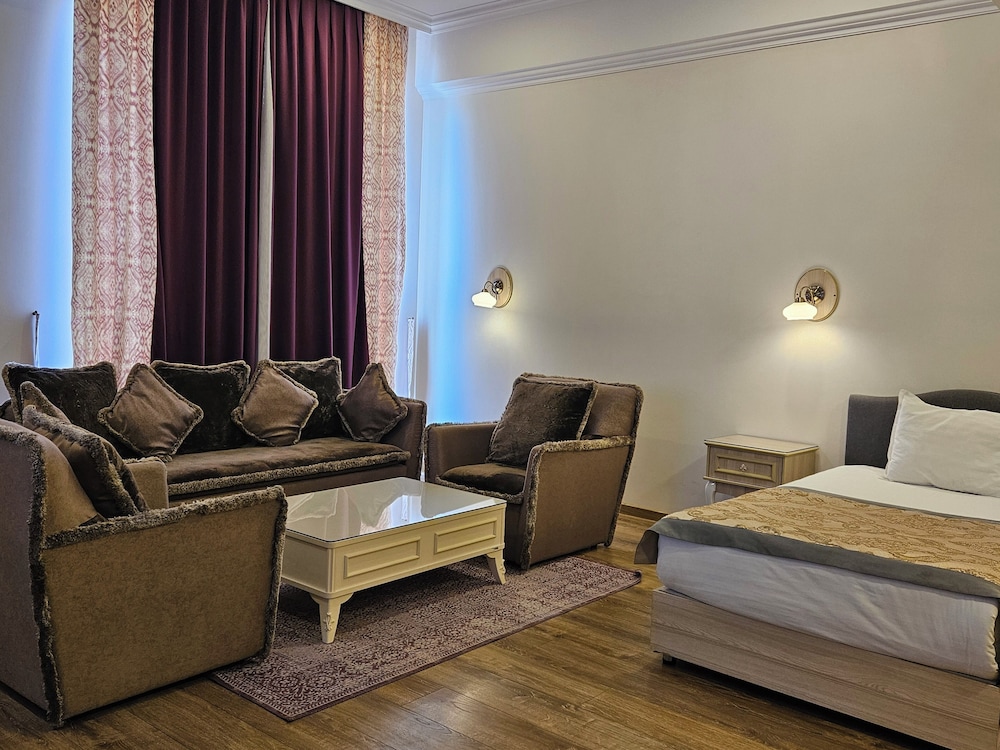 Luxury Room photo 2