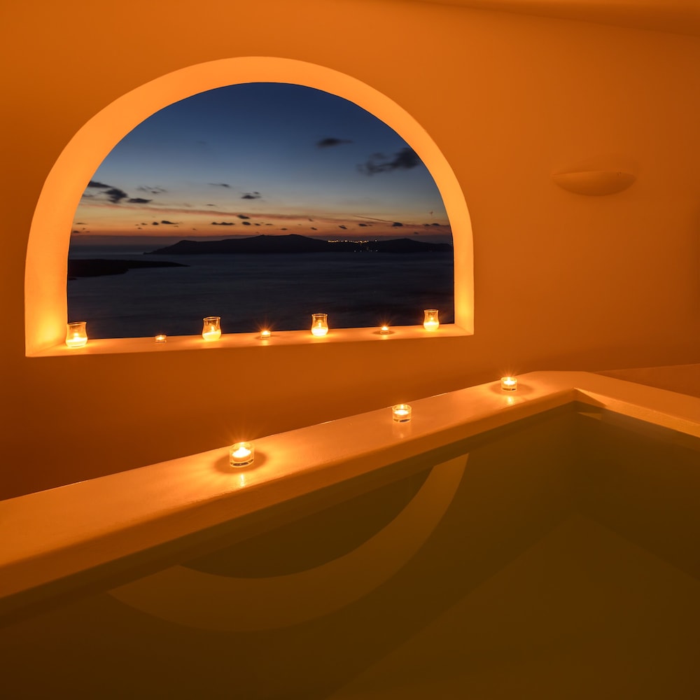 Executive Suite - Photo 7