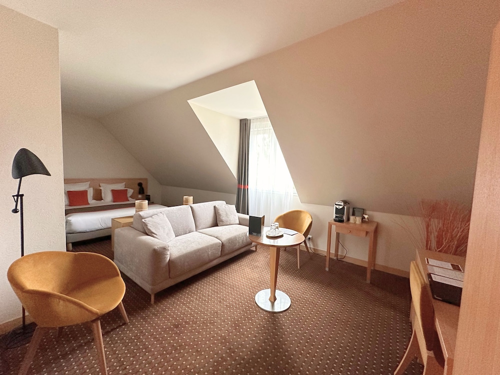 Suite Junior Prestige - Vue Jardins & Vignobles photo 2