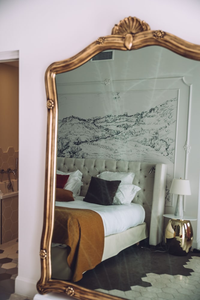 Superior Room with semi-private pool - Photo 3
