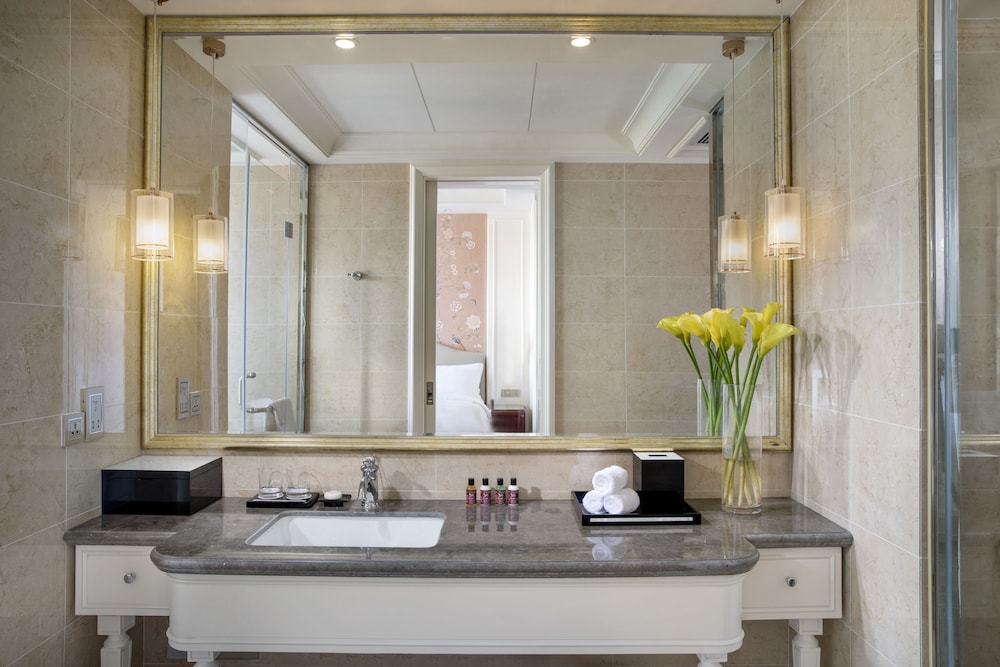 Luxury Room, 2 Twin Beds, Club Lounge Access photo 2