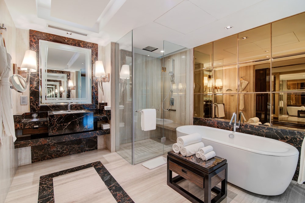 Hyatt Executive Suite photo