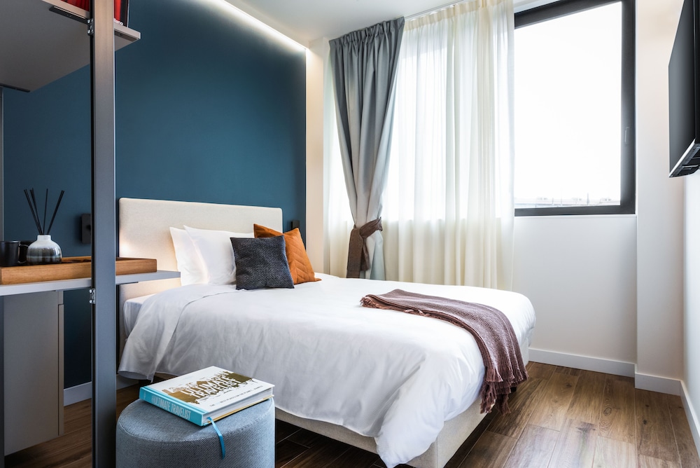 Dynamic Room