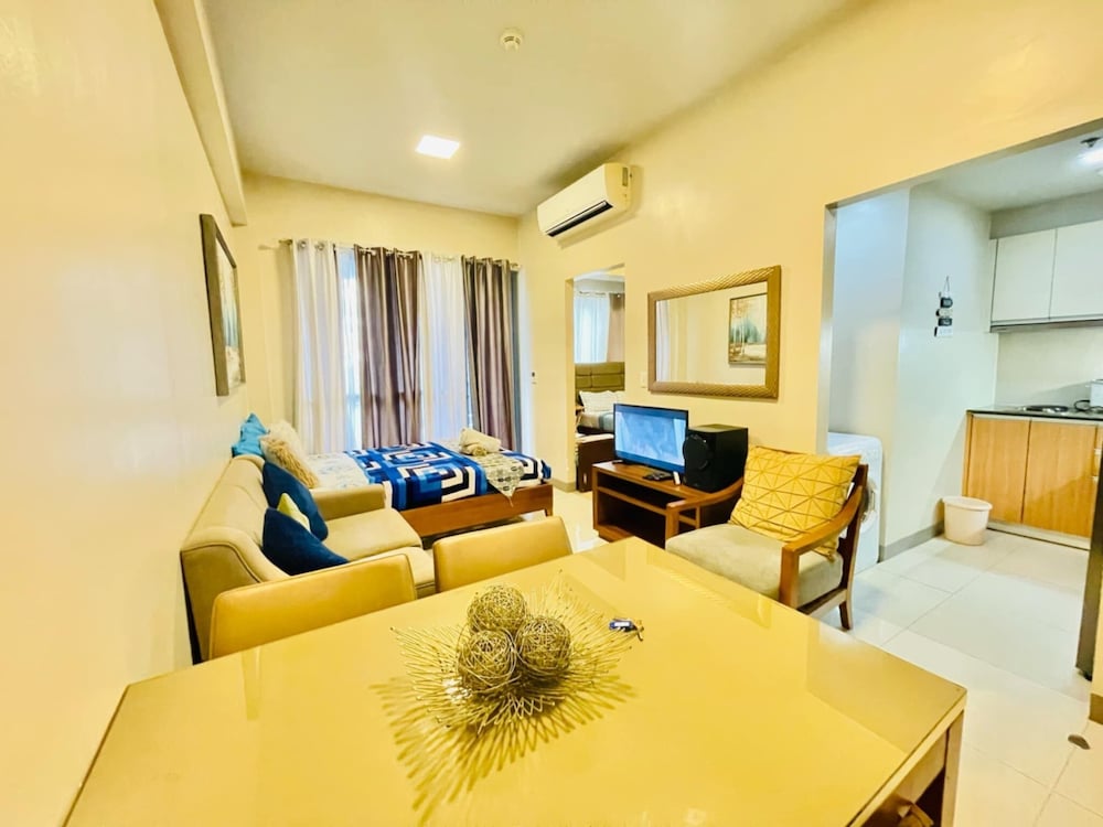 Basic Condo, Balcony photo 1