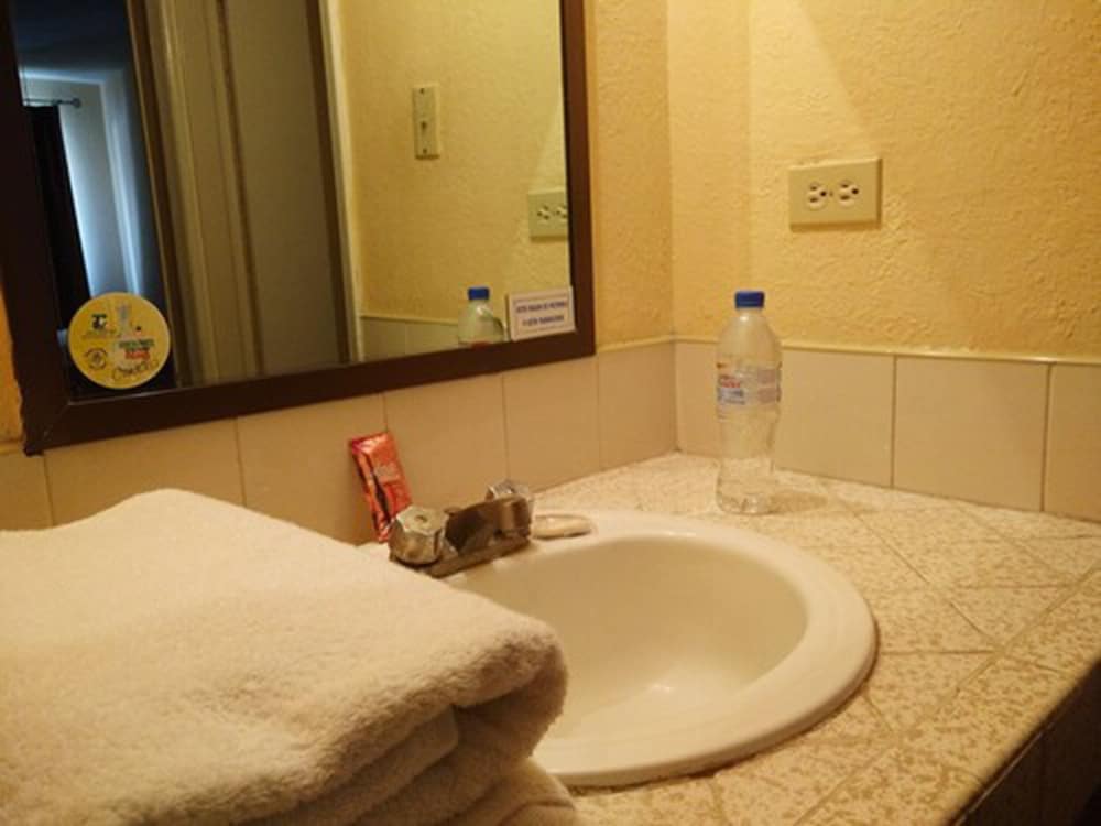 Double Room, 2 Double Beds photo 3