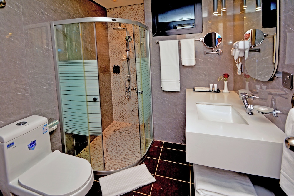 Standard Twin Room, 2 Twin Beds, City View