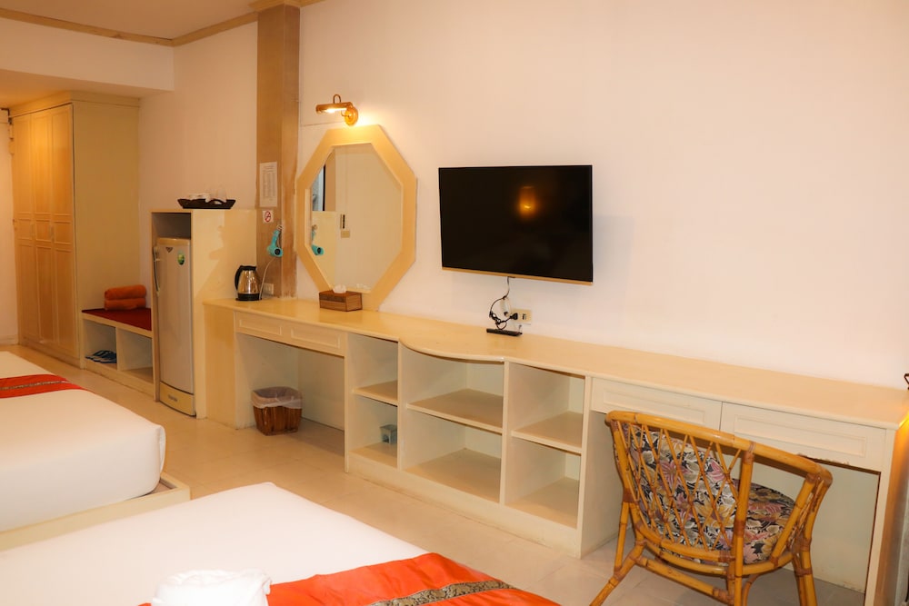 Standard Family room - Photo 13