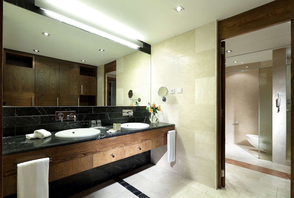 Quadruple Room - Photo 4