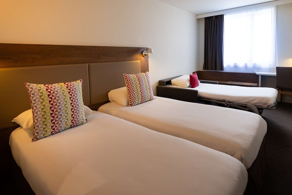 Standard Room, 3 Twin Beds