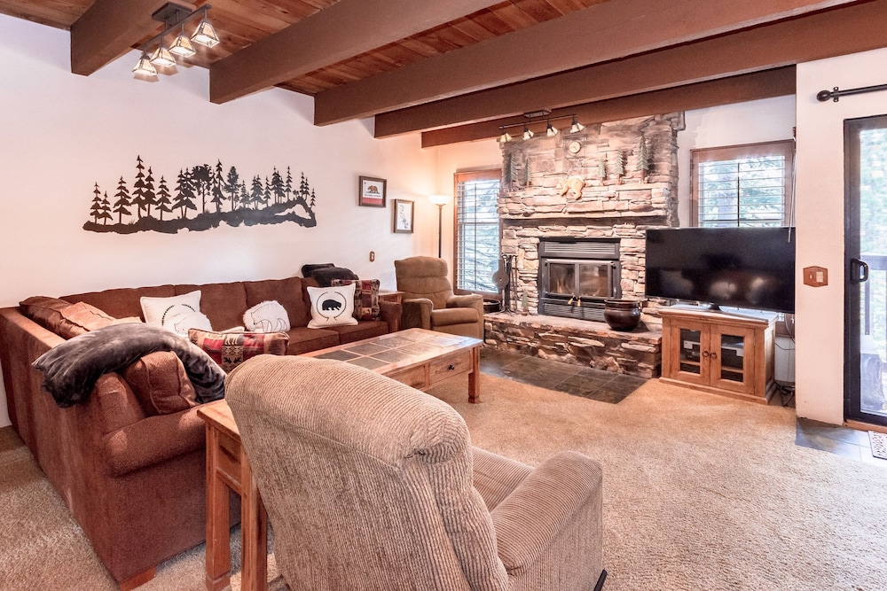 Condo, 3 Bedrooms