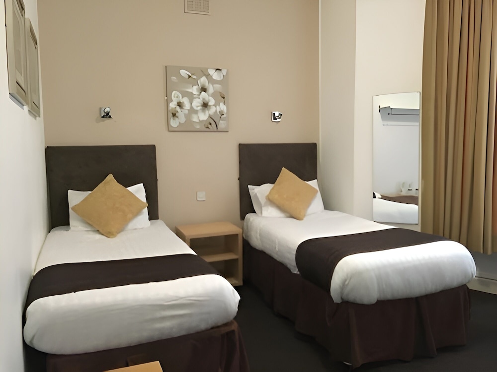 Twin Room, Ensuite - Photo 1