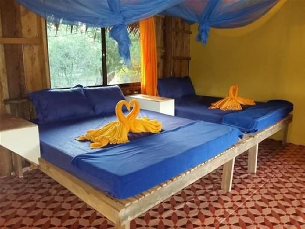 Triple Room, Balcony photo 1