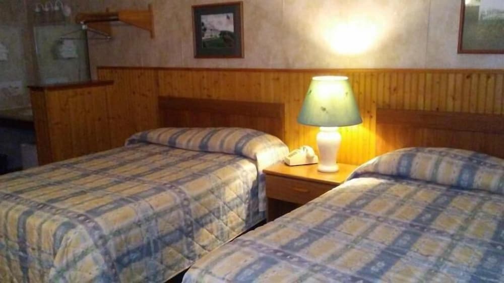 Double Room, 2 Double Beds, Non Smoking photo 1