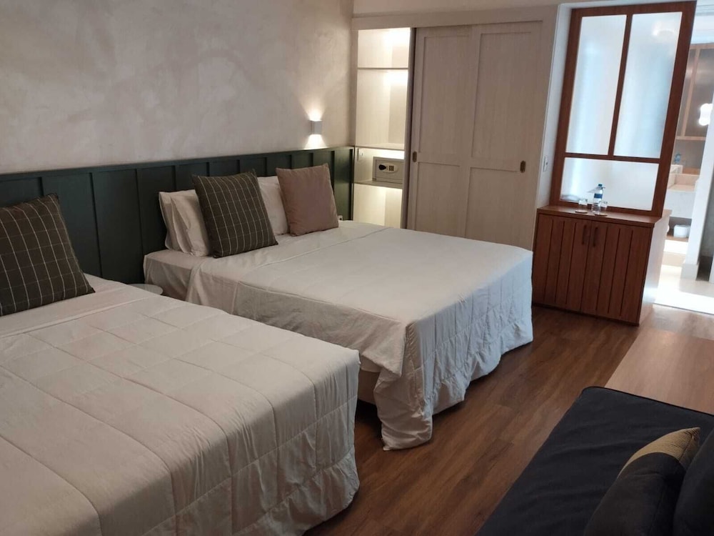 Quarto Familia Deluxe