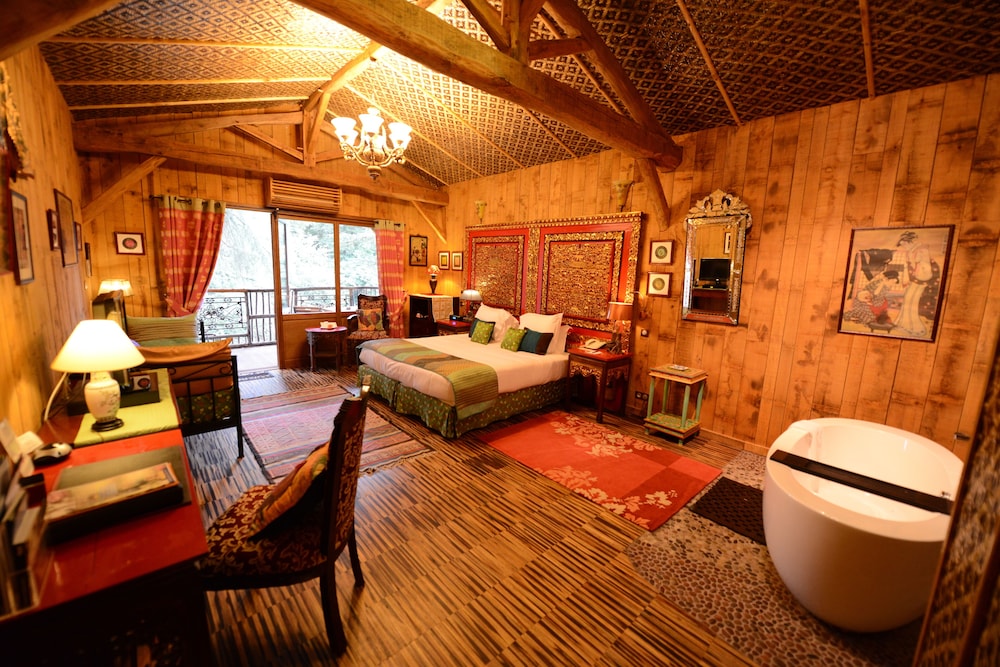 SIMPLE HUT photo 1