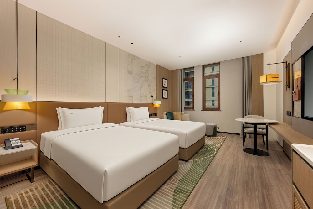 2 Double Beds Standard