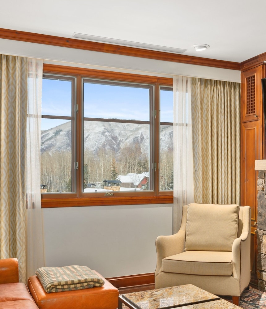 Luxury Apartment, 2 Bedrooms, Mountain View