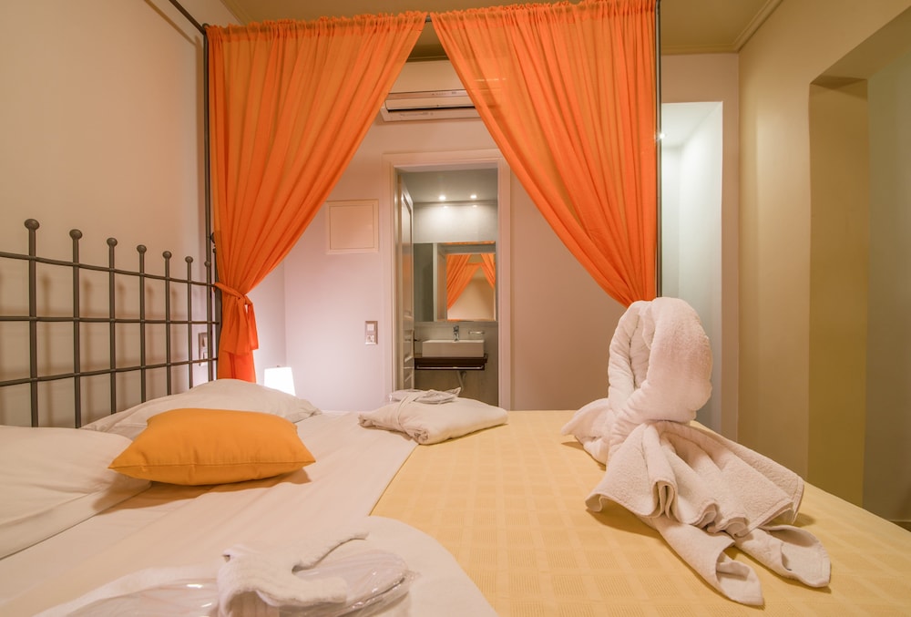 Junior Suite, Jetted Tub - Photo 8