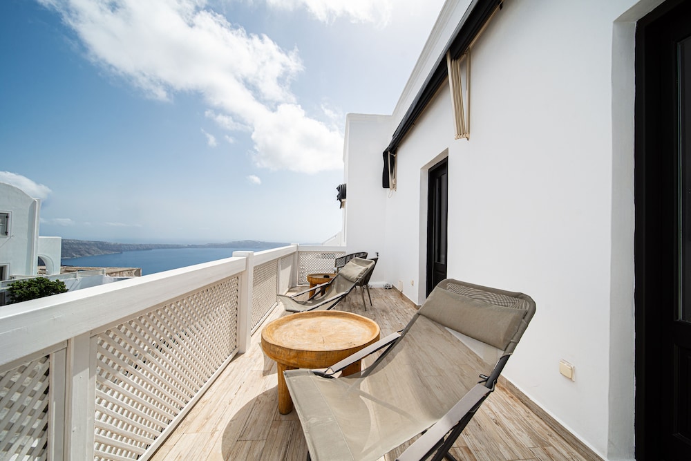 Two Bedroom Apartment with Side Sea View
