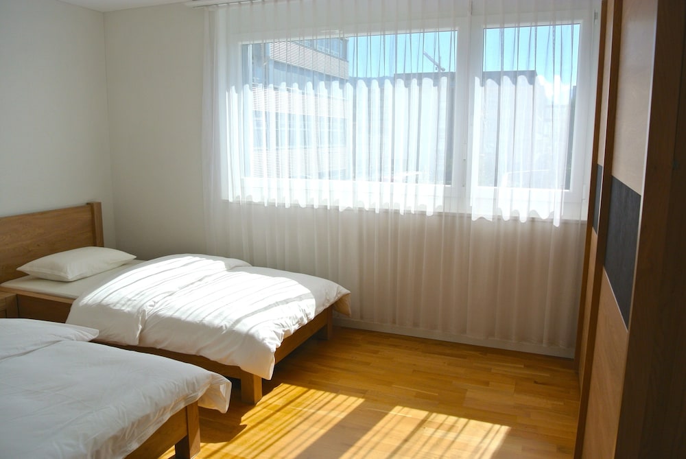 City Apartment photo 2