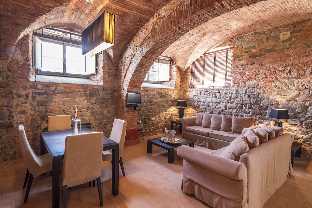 Romantic Apartment, 1 Bedroom, Park View (Villa) photo 1