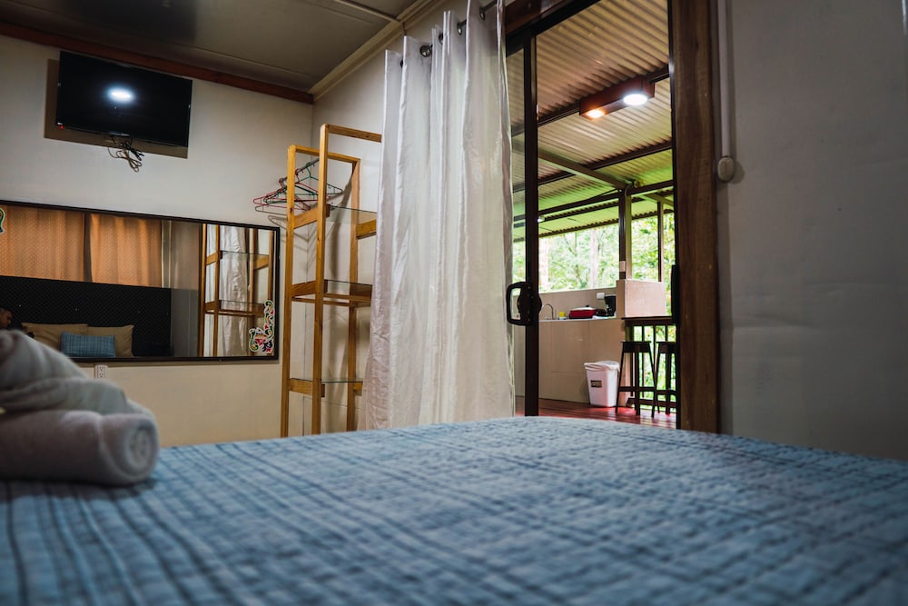 Villa Familiar, 2 Dormitorios, Balcón