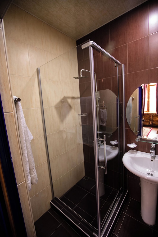 Standard Triple Room photo 3