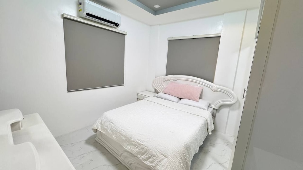 Villa photo 3