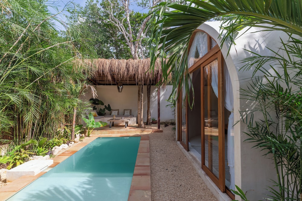 Superior Villa - Photo 17