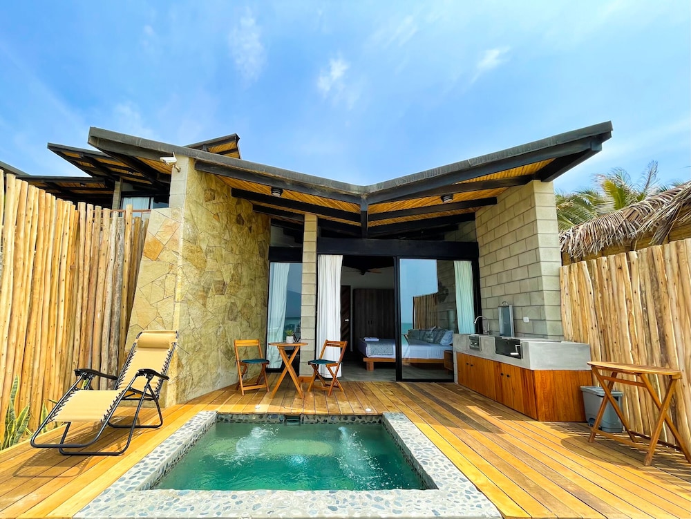 Signature Villa photo 1