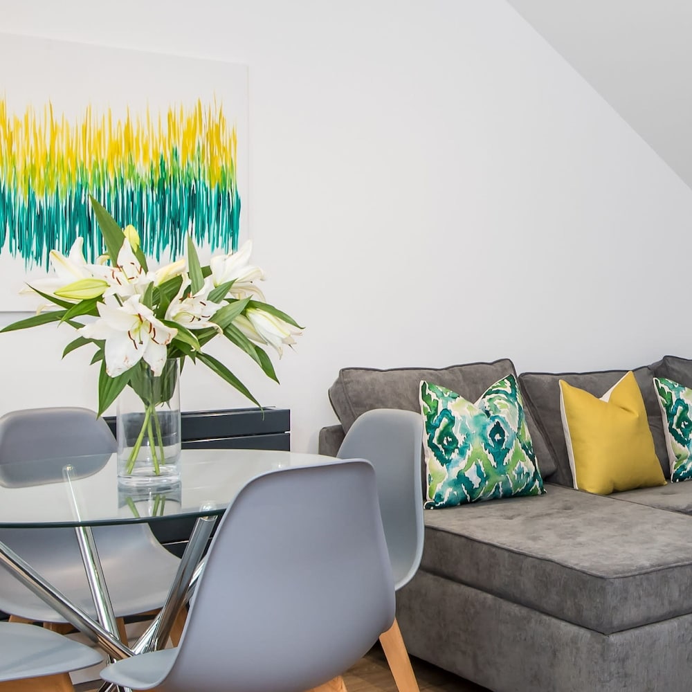 Apartment photo 3