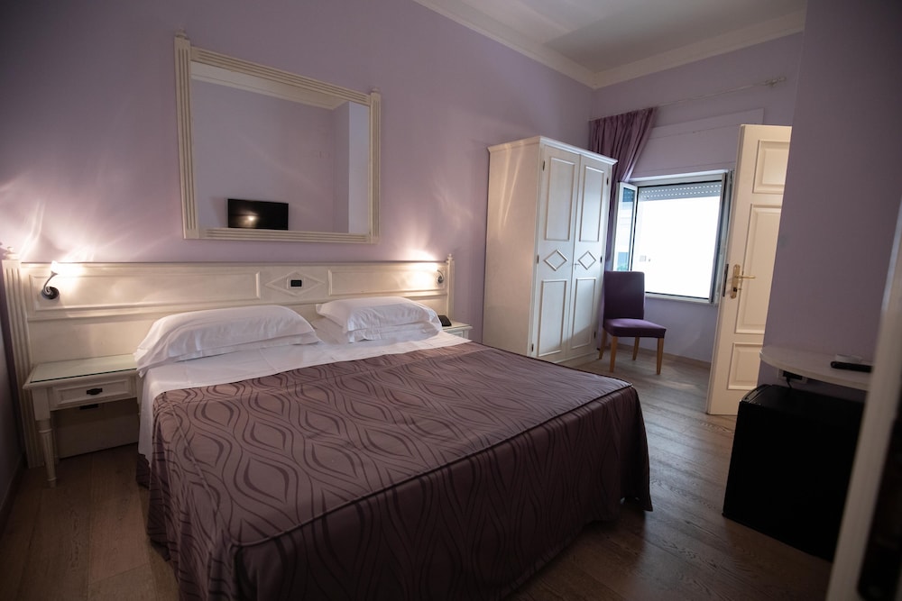 Double or Twin Room, Ground Floor photo 1