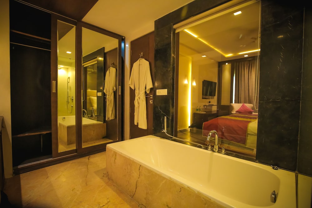 Standard Studio Suite photo 2