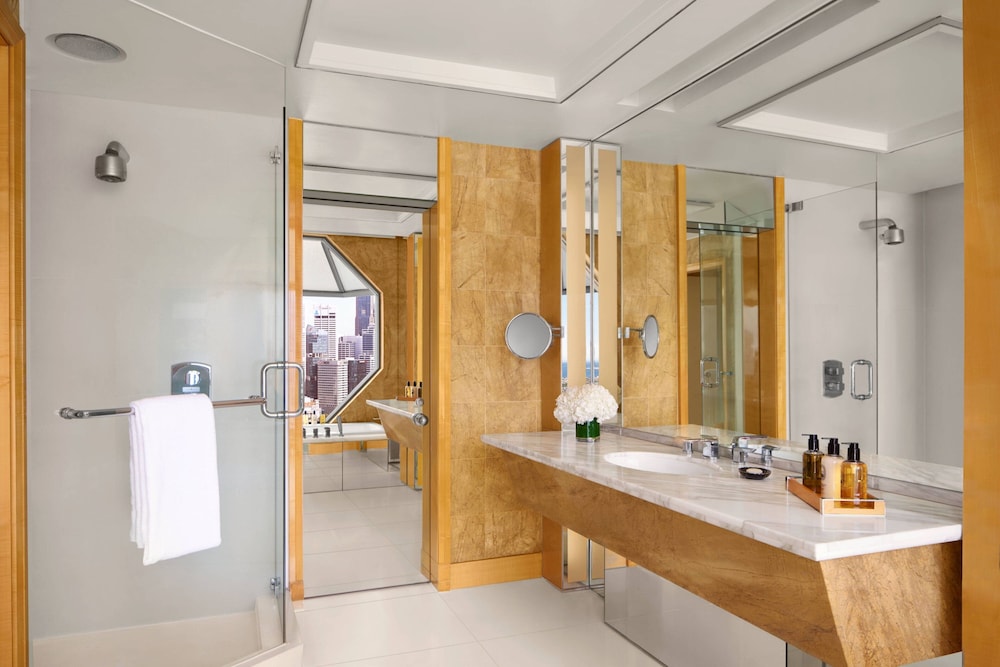 Club Deluxe Room, 2 Twin Beds, Non Smoking, Bay View, High Floor (Club Deluxe Marina) Club Deluxe Room, 2 Twin Beds, Non Smoking, Bay View, High Floor (Club Deluxe Marina)