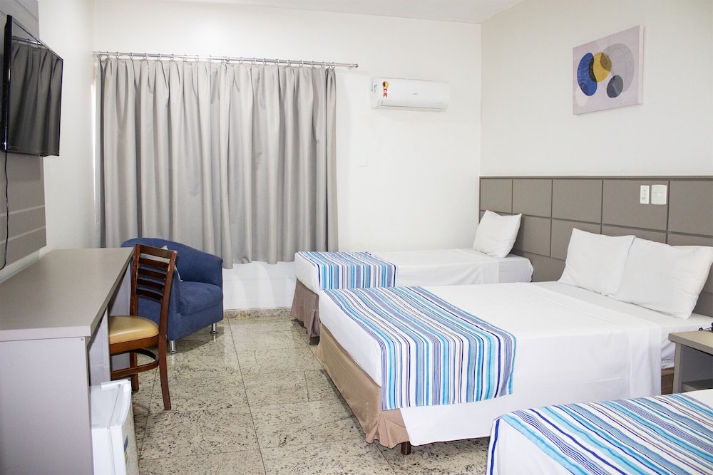 Executive Quadruple Room photo 1